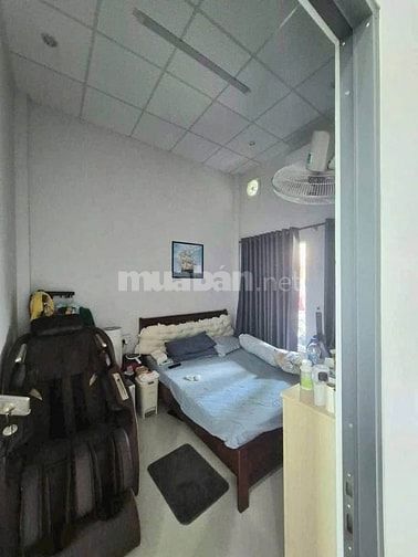 Bán gấp căn nhà cấp 4 ở Đ . Lê Thị Dệt , Củ Chi 100m2 SHR giá 789tr