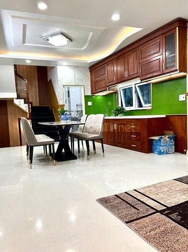bán nhà q12 10x6(sd 180m2) 5 tầng gần đại học gtvt , giá 5.15 tỷ 