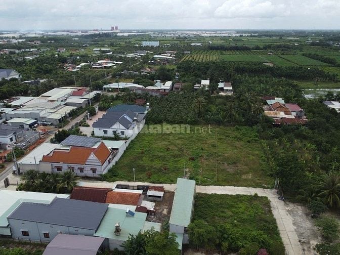 5x54 cập bên KCN Phước Đông, đường bê tông. 700tr 