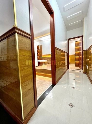 bán nhà q12 10x6(sd 180m2) 5 tầng gần đại học gtvt , giá 5.15 tỷ 