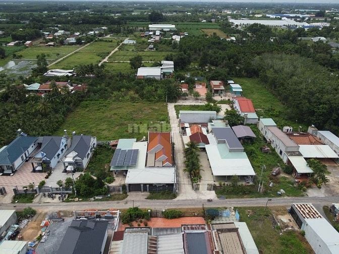 5x54 cập bên KCN Phước Đông, đường bê tông. 700tr 