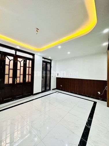 Bán nhà ngõ thông Tứ Liên - Nghi Tàm, vài bước ta cầu Tứ Liên