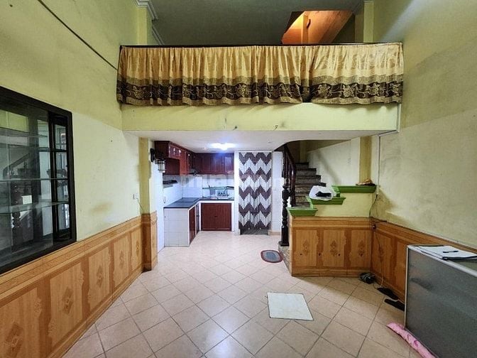 Bán Nhà PLQĐ Hoàng Văn Thái Đường ô tố DT: 42M x 4T MT:4M giá 11,8 tỷ