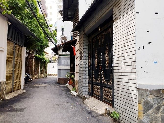Bán nhà HXH gần Nguyễn Văn Trỗi trung tâm quận Phú Nhuận