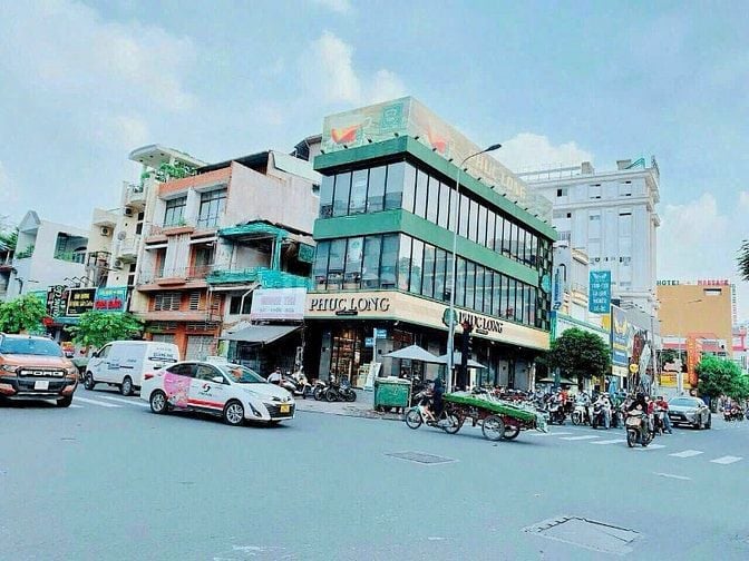 Bán nhà MTKD Tân Sơn Nhì 8 x 33m đúc 1 hầm 3 lầu ST giá 58 tỷ