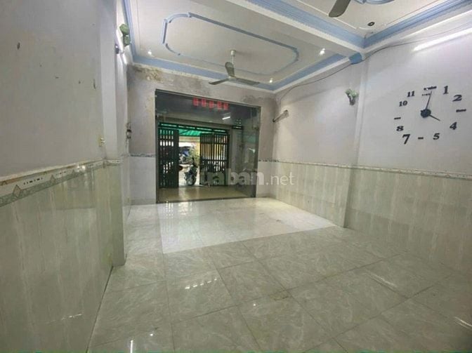 CHO THUÊ nhà MT nội bộ khu Tên Lửa 13 triệu