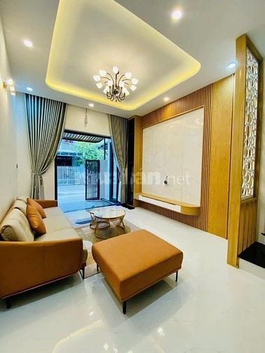 Mẹ tôi cần bán gấp nhà ở Lê Đình Cẩn , Bình Tân , TPHCM