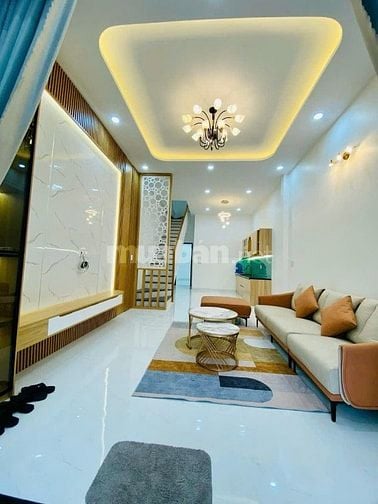 Mẹ tôi cần bán gấp nhà ở Lê Đình Cẩn , Bình Tân , TPHCM