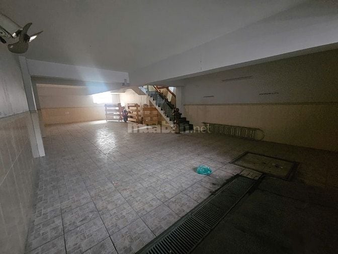 Siêu biệt thự MT Nguyễn Văn Khối (7x30) 1 hầm 4 tầng ST giá tốt
