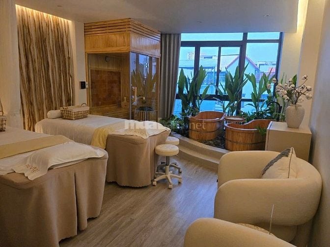 Bán gấp nhà 2 mặt tiền kinh doanh đường Hoàng Việt P.4 Quận Tân Bình