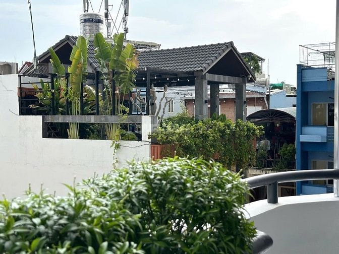 Khu nhà cao tầng, hẻm đẹp, xe tải quay đầu trung tâm Phú Nhuận