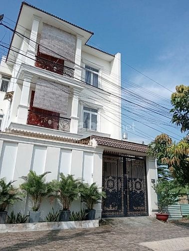 Cần bán nền đất KDC Thời Báo Kinh Tế Sài Gòn, Bưng Ông Thoàn, Phú Hữu,