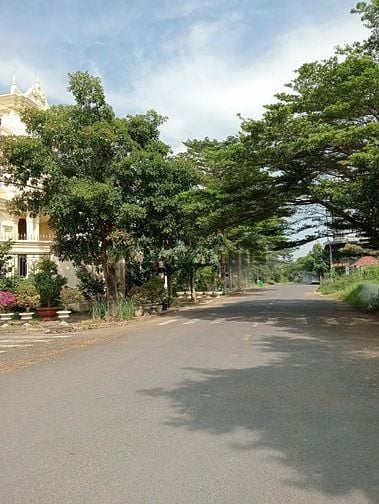 Cần bán nền đất KDC Thời Báo Kinh Tế Sài Gòn, Bưng Ông Thoàn, Phú Hữu,