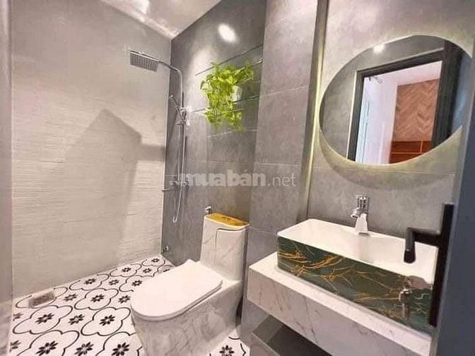 Cần tiền bán rẻ nhà mới đẹp Hoàng Hoa Thám, Phường 13 ,Quận Tân Bình