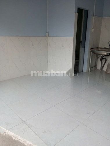 Cho thuê nhà MTNBộ 8m(XT) Bạch Đằng, P.2, Q.Tân Bình giá 10tr