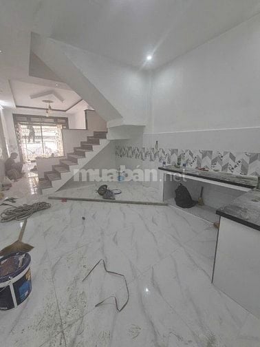 Hương Lộ 2- 57m2- 3 Tầng- 3PN- 5.25 tỷ- SHR- Hoàn công