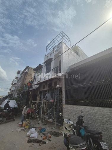Hương Lộ 2- 57m2- 3 Tầng- 3PN- 5.25 tỷ- SHR- Hoàn công