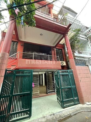 Cho thuê nhà ngõ 317 Hoàng Hoa Thám, cách dốc Tam Đa 50m