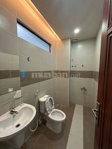 Cho thuê nhà HXT Nguyễn Thị Minh Khai Đakao Quận 