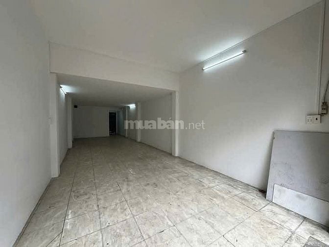Cho thuê nhà mặt tiền Lạc Long Quân, P.8, Q.Tân Bình giá 16tr