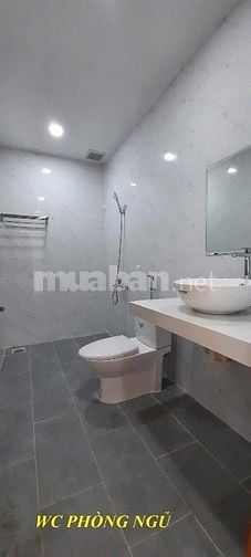 Nhà Nguyên căn 1 trệt 2 lầu - KDC Thăng Long Home - TĐ, Giá 18tr/th