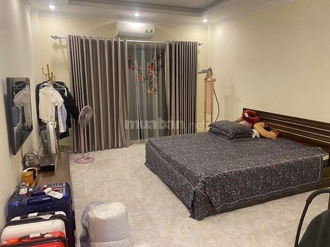 CHÍNH CHỦ KẸT TIỀN BÁN GẤP NHÀ PHỐ HỒNG TIẾN 80M2 X6T GARA THANG MÁY 