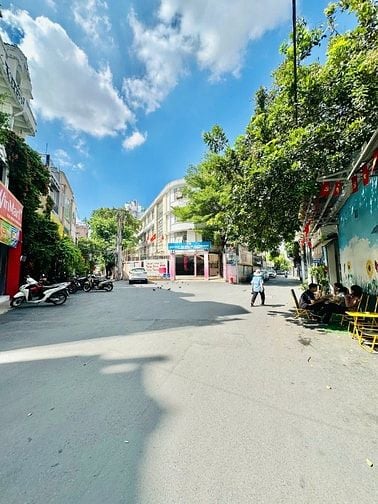 Cho thuê nhà biệt thự số 179E Đặng Thuỳ Trâm, Phường 13, Quận Bình Thạ