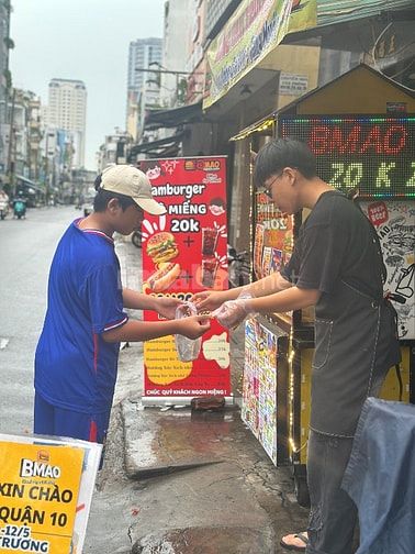 TUYỂN NV BÁN HAMBURGER MANG ĐI