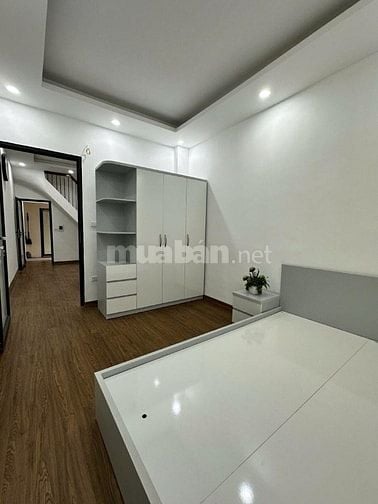 Tập thể Hồng Mai. Hai Bà Trưng. Hà Nội. Dulex 2 tầng. Cực kỳ rộng. Tổn