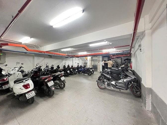 Cho thuê Tòa nhà Văn Phòng Mặt Tiền Đường Đồng Nai q10 ngang 9m 8 tầng