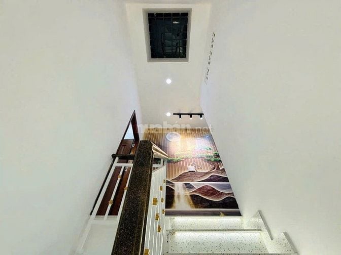 NHÀ MỚI XÂY XE HƠI ĐẬU ĐƯỢC TRONG NHÀ 1T1L 94,7m2 Đ. LÊ VĂN SỸ, P13 Q3