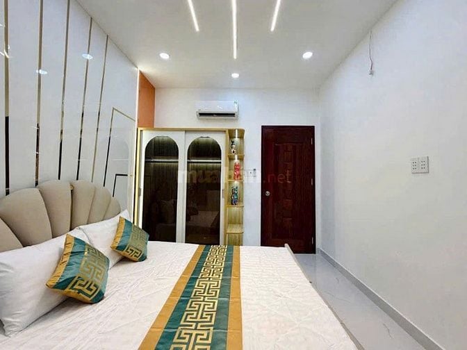 NHÀ MỚI XÂY XE HƠI ĐẬU ĐƯỢC TRONG NHÀ 1T1L 94,7m2 Đ. LÊ VĂN SỸ, P13 Q3