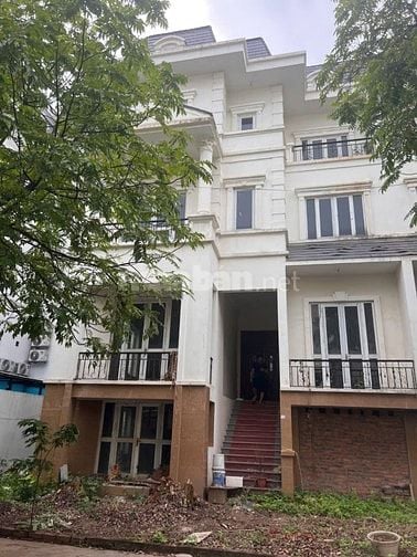 Cho thuê căn biệt thự Lidoco - Thị Trấn Trôi