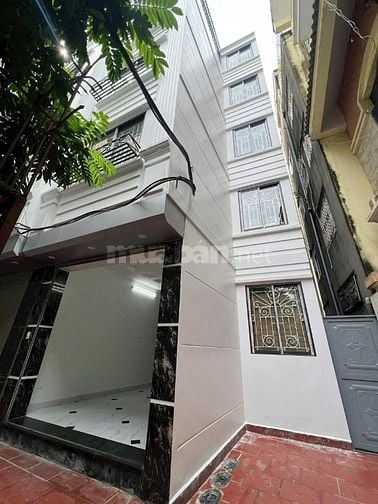 Mình cho thuê nhà mới xây,thang máy tại: Hoàng Hoa Thám