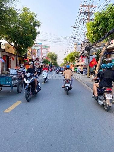 Bán nhà đúc 1 lầu, hẻm 3m Nguyễn Văn Quá, Quận 12, 4x15m, SHCC, 3tỷ5