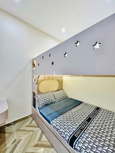 Định cư nước ngoài bán gấp Nhà Nguyễn Sĩ Cố,p15, Q8. Chỉ 2,42tỷ. Hẻm5m