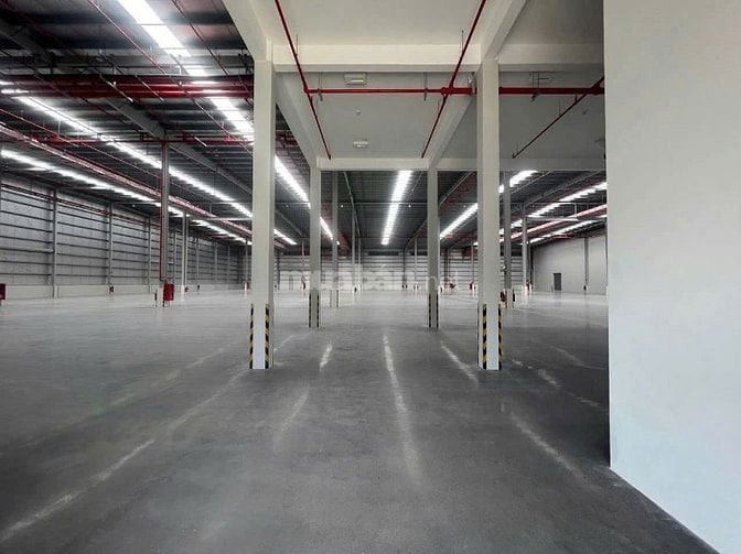 Cho thuê xưởng mới xây 30.000m2 , ngay trung tâm KCN sân bay , TP.HCM
