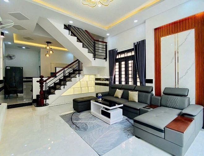 BÁN NHANH CĂN NHÀ NGUYỄN HỒNG ĐÀO, TÂN BÌNH 52M2 GIÁ DƯỚI 3 TỶ/ SHR