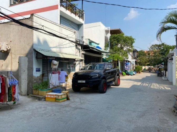 Nhà cấp 4 KDC Gia Long, DT 5x17m, hẻm xe hơi.