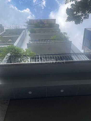 Toà Nhà 9 Tầng- Mặt Tiền gần 7m Phạm Văn Đồng-19 tỷ