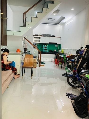  3TY8 - 4x10 -HẺM 2,5M-  CHỦ GẤP BÁN