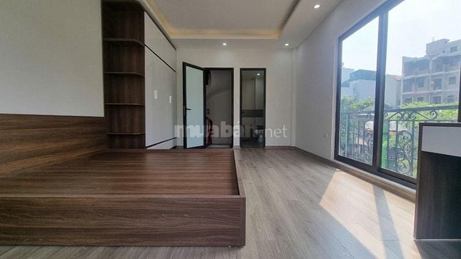 LÔ GÓC, VIEW HỒ, ĐƯỜNG TRƯỚC NHÀ RỘNG, MẶT TIỀN ĐẸP, THOÁNG SÁNG
