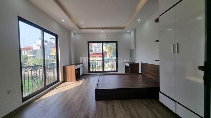 LÔ GÓC, VIEW HỒ, ĐƯỜNG TRƯỚC NHÀ RỘNG, MẶT TIỀN ĐẸP, THOÁNG SÁNG