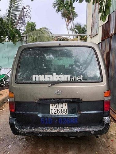 Toyota Hiace tải van đời 2000 6 chỗ/850kg