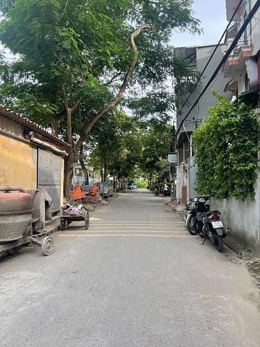 🏡 BÁN ĐẤT ĐẸP GIANG BIÊN – 41M² – CHỈ 3,58 TỶ – CẤP PHÉP XÂY DỰNG 