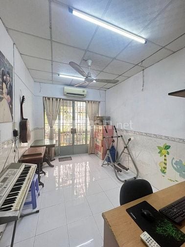 4,68 tỷ Nhà P6Q8 sát Cầu nhị thiên đường 4 tấm đúc btct , 3pn SHR