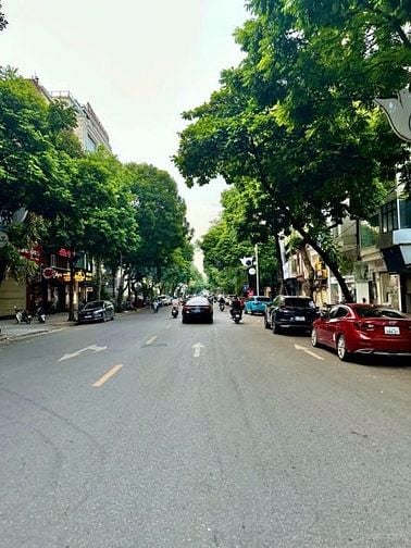 Bán nhà mặt phố trung tâm phố cổ quận Hoàn Kiếm Hà Nội 