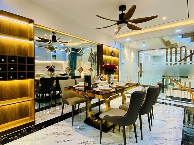 Nhà có gara xe hơi DT 60.2m2 Lê Văn Sỹ P1 Q. Tân Bình giá 3tỷ200tr