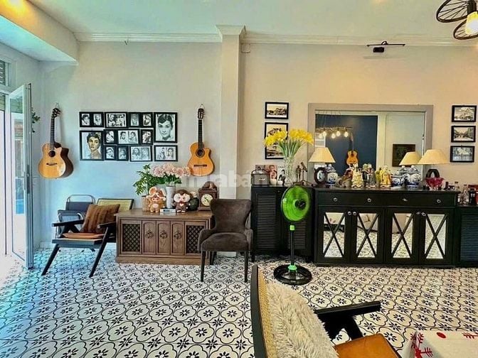 Bán nhà góc 2 mặt tiền Hoa Lan P.2 Quận Phú Nhuận, giá 32ty