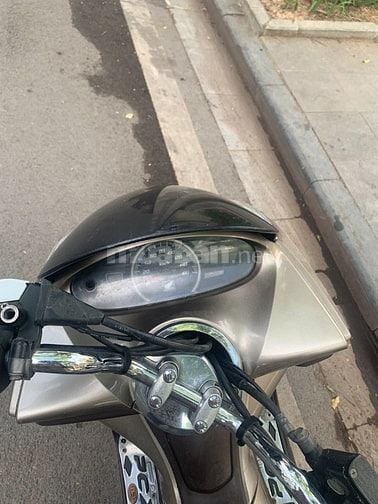 Cần bán xe Honda PCX 125cc màu vàng be, kim phun FI